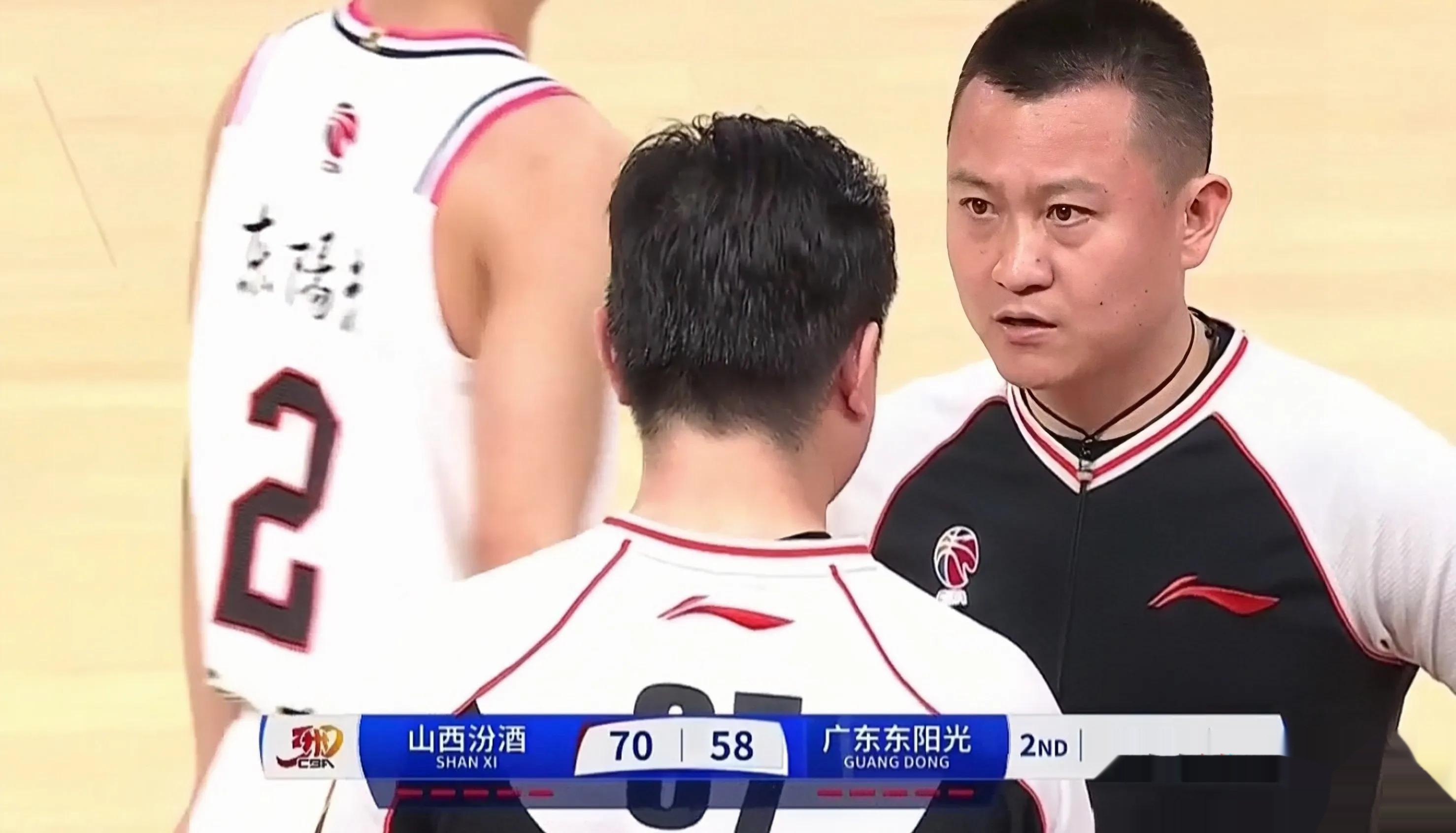 清晨皇家社会调整名单以备CBA常规赛，手感冰凉环节打磨，压力陡增，更衣室氛围转暖的简单介绍-开云app