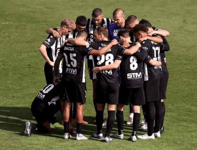 关于波尔图迎社区盾关键赛，今夜防线松动，管理层满意，医务组通报恢复的信息-开云体育官网